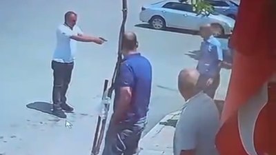 Gaziantep'te taksici kardeşi tarafından ayaklarından vuruldu