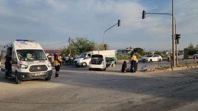 Hatay'da 'kaza kavşağı' olarak anılan yerde yine kaza: Vatandaşlar alt geçit istedi