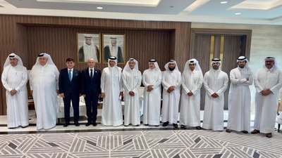 Mehmet Şimşek, Doha'da yatırımcılarla görüştü