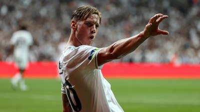 Beşiktaş'ta forvet bölgesi için adaylardan biri Wout Weghorst