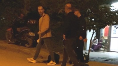 Bursa'da "lazer tutma" kavgası: 2 kişi bıçaklandı