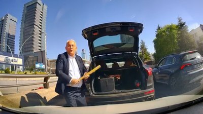 Ankara trafiğinde dehşet: Beyzbol sopasıyla yol kavgası