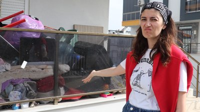 Antalya'da apartmanda köpek besleme krizi