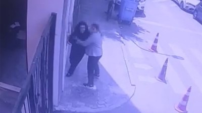 İstanbul Üsküdar'da sınıf arkadaşını bıçaklayan liseli kız tutuklandı