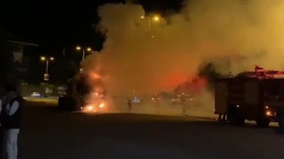 Zonguldak'ta seyir halindeki tır alev aldı