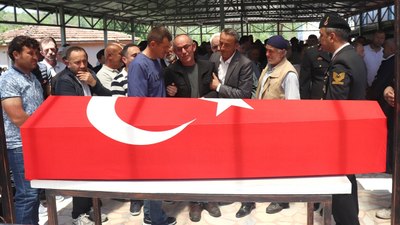 Derede boğulan astsubay son yolculuğuna uğurlandı