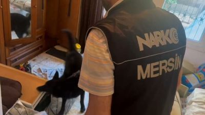 Mersin'de zehir taciri kilolarca uyuşturucuyla yakalandı