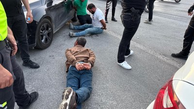 Muğla'da durdurulan araçtaki şahıslar polise saldırdı: 2 yaralı, 3 gözaltı