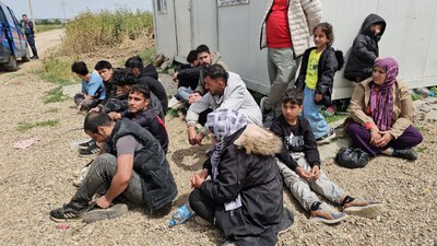 Yunanistan 18 düzensiz göçmeni Türkiye'ye gönderdi