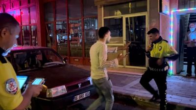 Bursa'da alkollü sürücü polis uygulamasını görünce kaçmaya çalıştı