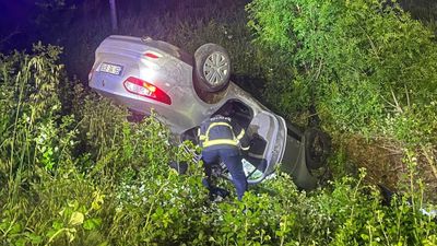 Samsun'da otomobil tarlaya uçtu: 1 yaralı