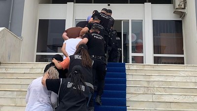 Iğdır'da fuhuş, rüşvet ve insan ticareti operasyonunda yakalanan 10 şüpheli adliyede