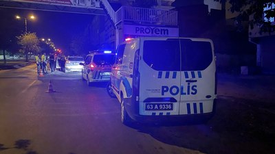 Polise ateş açan saldırgan saklandığı evde yakalandı