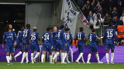Real Betis'i yenen Chelsea, Konferans Ligi'nde şampiyon oldu