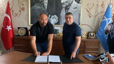 Ali Gürbüz, Aksu Belediyesi ile sözleşme imzaladı