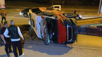 Eskişehir'de takla atan minibüs hurdaya döndü: 1 yaralı