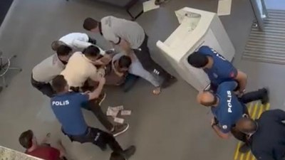 Şanlıurfa’da bankada bıçaklı soygun girişimi
