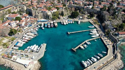 Antalya’da 174 turizm işletmesinin ruhsatı askıya alındı
