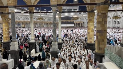 75 binden fazla kişi hac kurallarını ihlal etti