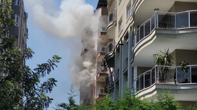 Aydın'da 7 katlı apartmanda yangın
