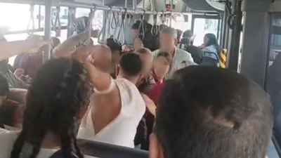 İstanbul'da taciz iddiası otobüsü karıştırdı: Tekme tokat kavga ettiler