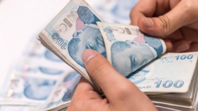 En az 3 işçi çalıştıran, ücret ödemesini bankayla yapacak