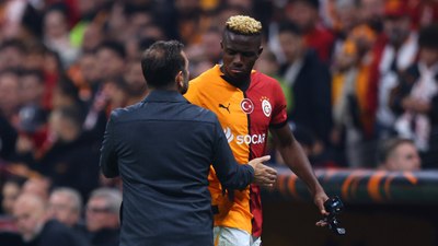 Victor Osimhen kalacak mı? Okan Buruk'tan transfer açıklaması