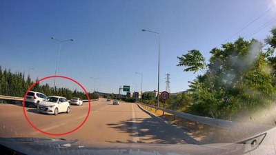 Bursa'da otobanda ters şeritte ilerledi