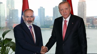 Ermenistan ve Endonezya liderleriyle görüştü