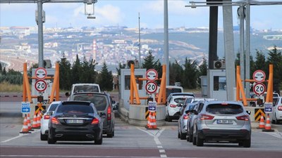 Otoyollarda geçiş ücreti her yıl yeniden değerleme oranında artırılacak