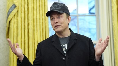 Trump'ın eski danışmanı Steve Bannon: Elon Musk sınır dışı edilsin