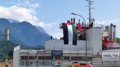 Avusturya’da Filistin destekçileri ORF stüdyosunu işgal etti