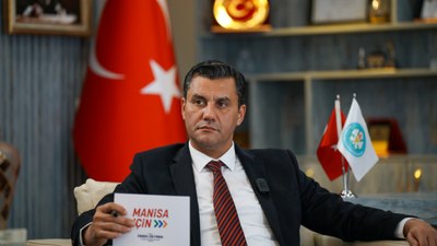 Manisa Büyükşehir Belediye Başkanı Ferdi Zeyrek'i elektrik çarptı