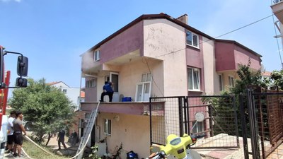 Denizli'de bayram günü evleri yandı