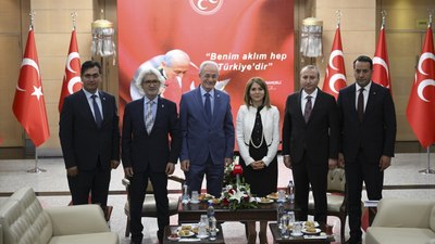 DEM heyeti, MHP ile bayramlaştı