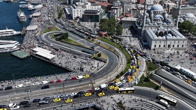 İstanbul'da Tarihi Yarımada'da bayram yoğunluğu yaşanıyor