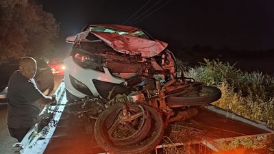 Edirne'de otomobil ile çarpışan motosikletteki 2 kişi hayatını kaybetti