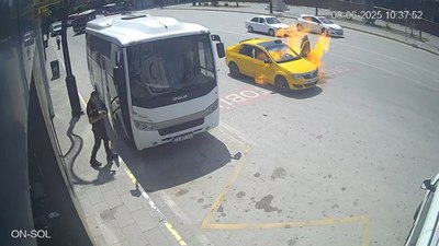 Elazığ'da taksi alev aldı: Sürücü son anda kurtuldu
