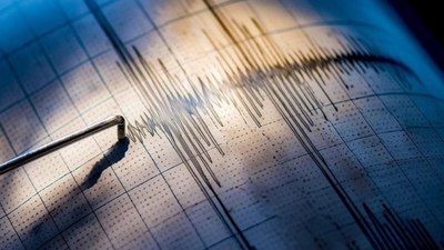 İzmir'de 3.5 büyüklüğünde deprem