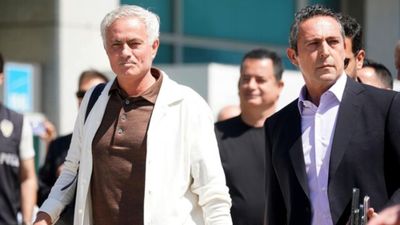 Londra'daki zirvede Fenerbahçe'nin geleceği masaya yatırıldı