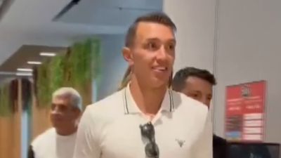 Fernando Muslera, Türkiye'den ayrıldı