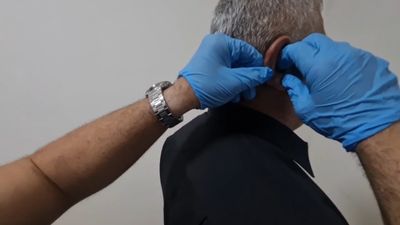 Samsun'da casus kulaklıkla ehliyet sınavına girdi, suçüstü yakalandı