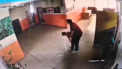 Bitlis’te öğretmenin Heimlich manevrası öğrencisinin hayatını kurtardı