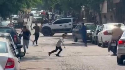 Şanlıurfa'da silahlı ve bıçaklı kavga: 3 yaralı