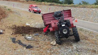 Malatya'da devrilen tarım aracının sürücüsü öldü