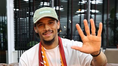 Galatasaray'da Leroy Sane heyecanı: 3 milyon taraftar gelişini izledi