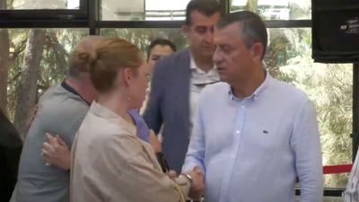Ferdi Zeyrek'in ailesine taziye ziyaretinde bulundu