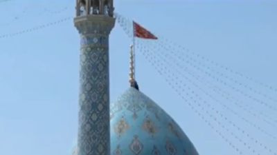 İran, intikam bayrağını göndere çekti