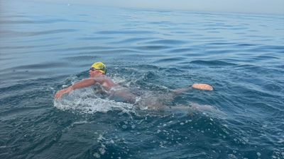 Tuna Tunca, Manş Denizi'ni geçen ilk otizmli Türk sporcu oldu