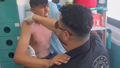 Hatay'da omzu çıkan gence 20 saniyelik etkin müdahale